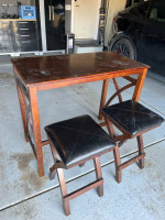 Table & Chairs Stools