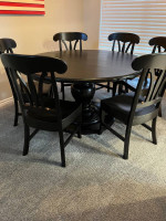 Dining Table w/ chairs