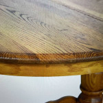 Table 48 inch Round Solid Red Oak with two 12 inch leaves & 4 Chairs