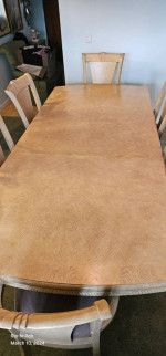 Formal Dining Room Table & Disply Cabinet China Hutch