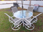 Porch Table & Umbrella Set