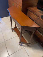 Woosen Accent Table