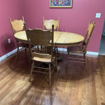 Solid Oak Dining Table w/4 Chairs