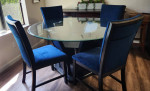 Dining Room Table w/ 4 chairs