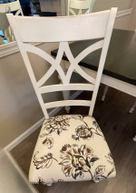 Bassett kitchen table