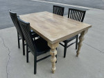Beautiful Wooden Dining Table w/ Chairs
