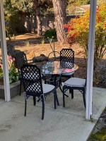 42” Patio Table and 4 chairs