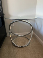 Excellent Condition End / Coffee Table