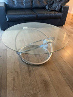 Excellent Condition End / Coffee Table