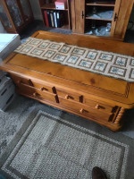 coffee table with two end tables