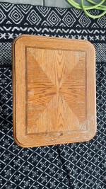 Solid oak table (needs some repaint)