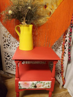Vintafe Poppy Red side table, nightstand
