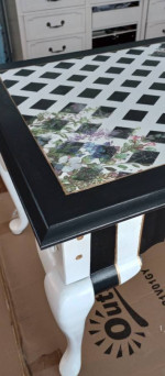 Black & White Checkered/Stripes End Table