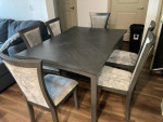 Beautiful & Very Comfortable Dinette Kitchen Table Set