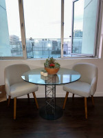 Beautiful Glass Round Dining Table w/ Metal Base 39” Wide x 29.5” Tall