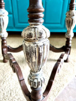 Awesome Everywhere Table