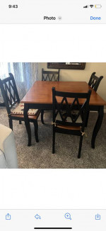 Table with four chairs. Great shape
