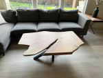 Live Edge Coffee Table / Pin Oak