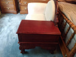Gossip chair, phone chair, table chair