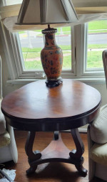 Antique Mahogany Scalloped Wood Side or End Table