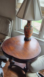 Antique Mahogany Scalloped Wood Side or End Table