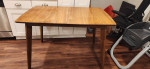 Dinning table in great condition