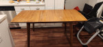 Dinning table in great condition