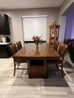 Table & Chairs