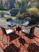Round Glass Dining Table & 4 chairs