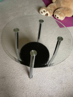 Three set of round glass coffee table