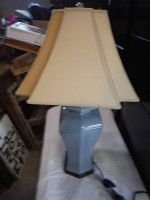 Crazed Porcelain Apothecary Table Lamp