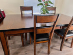 Dinning table with 6 Chairs