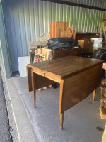 MCM Hooker dining table