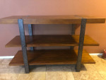 Three piece coffee and end table set