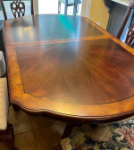 Dining Table w/Chairs