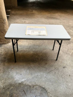 Outdoor/indoor 4 feet folding table with 4 chairs