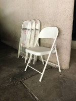 Outdoor/indoor 4 feet folding table with 4 chairs