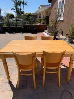 4 seat Dinning table set
