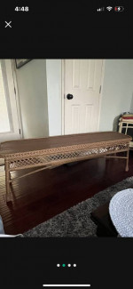coffee table/sofatable