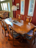 Formal Oak Dining Table & Chairs