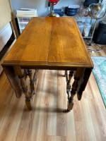 Antique Gate Leg Drop Leaf Table