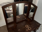 Vanity table