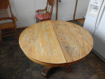 Turn of the Century 45 inch round oak kitchen table