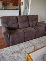 La-Z-Boy Power Reclining Sofa & Loveseat-Both for $550!