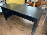 Spacious Desk Table