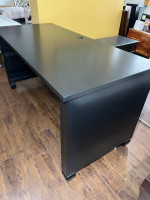 Spacious Desk Table