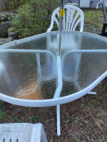 Patio Table Set: 4 chairs, umbrella, and table