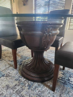 Dining Room Table & 4 Leather Chairs