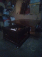 Adjustable height Coffee table