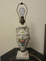 Antique flower rose painted table side lamp